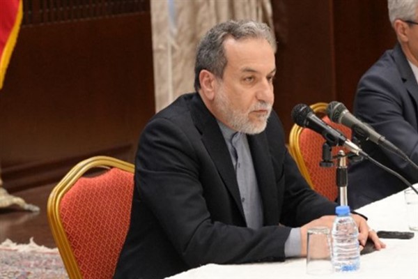 İran Dışişleri Bakanı Araghchi, UAEA Genel Direktörü Grossi ile telefonda görüştü