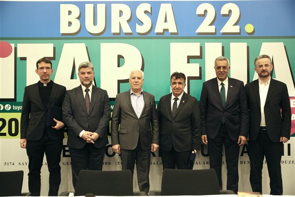 Bursa Kitap Fuarı’nda İznik’in tarihi zenginliği konuşuldu