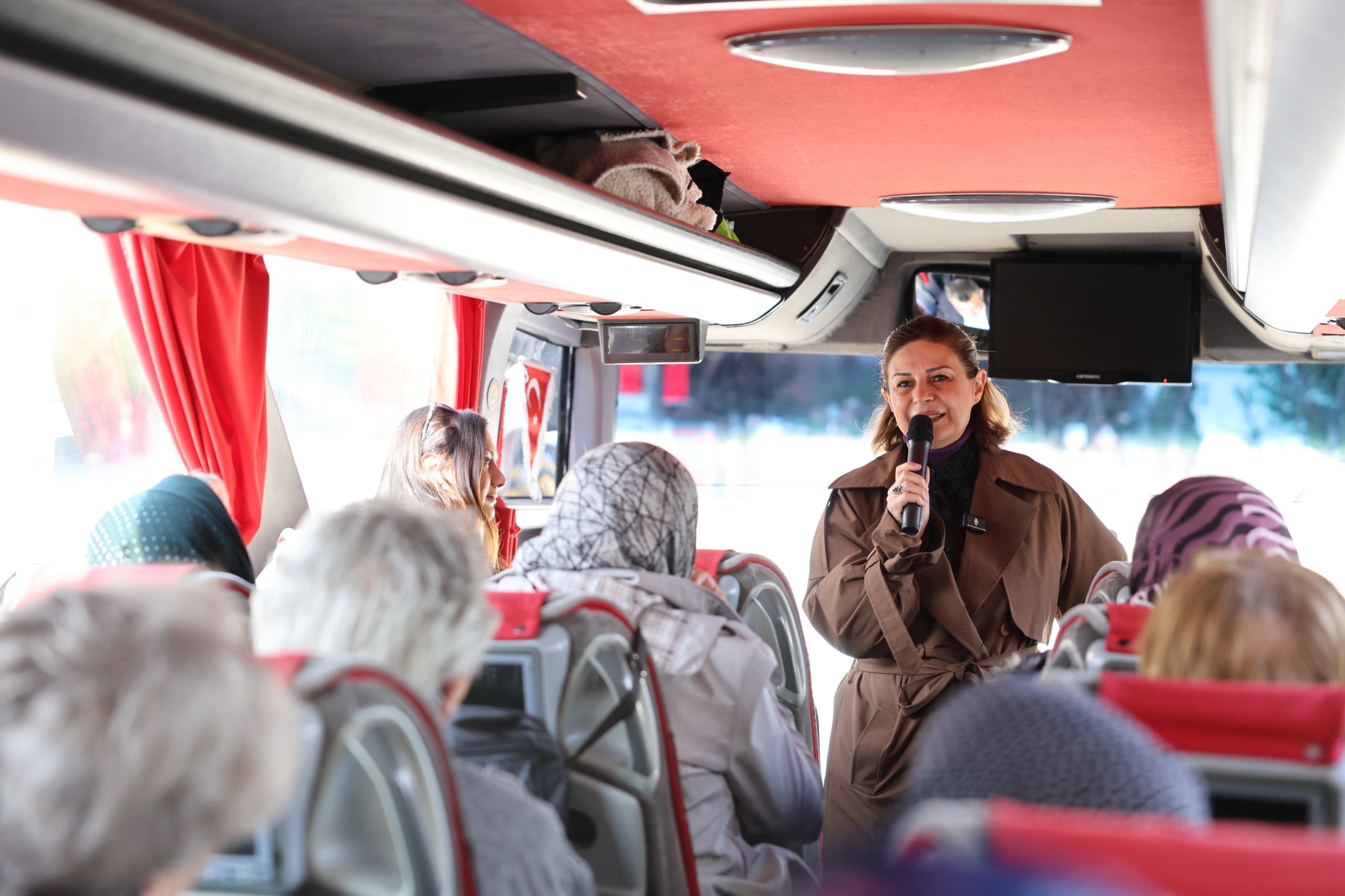 Yahnikapan mahallesi kadınları, Frig Vadileri’ni ziyaret etti