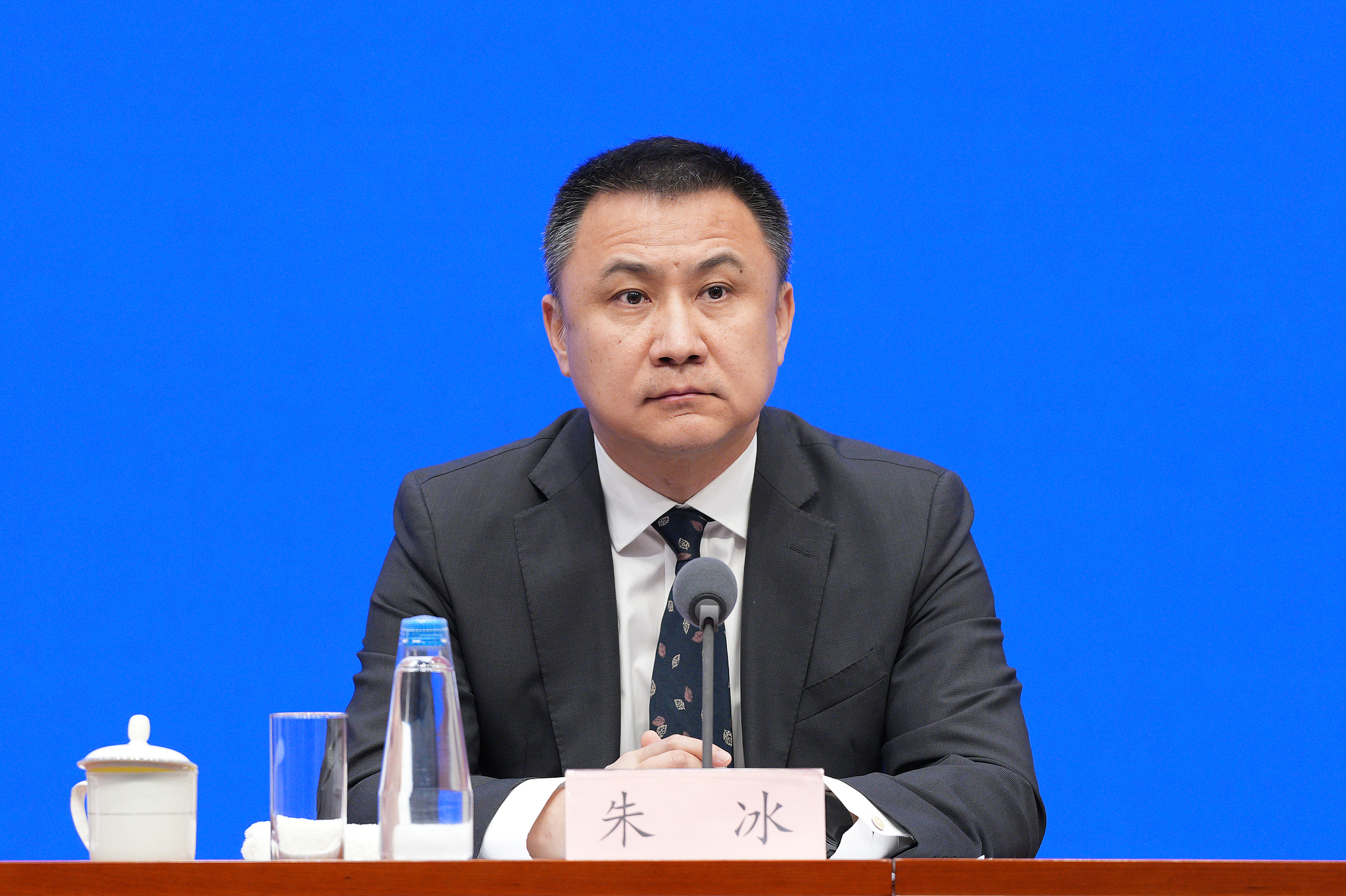 Çin, hizmet sektöründe dışa açılmayı genişletiyor