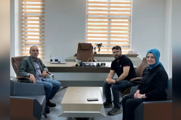 Eğitim-Sen temsilcilerinden Dicle Belediyesi Eş Başkanı Baran’a ziyaret