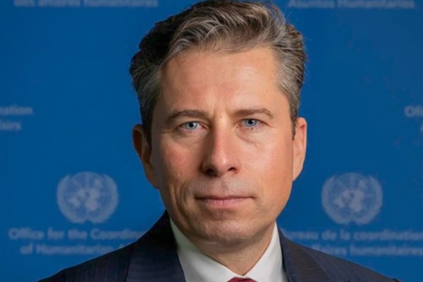 Fletcher, Çin Dışişleri Bakanlığından Deyu, Bing ve Jun ile görüştü