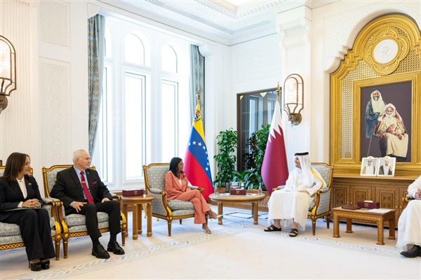 Al Sani, Venezuela Cumhuriyeti’nin İcra Başkan Yardımcısı Gomez ile görüştü