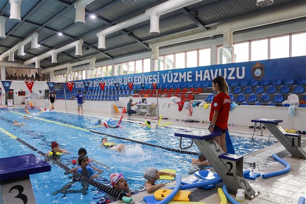 Kentpark Yüzme Havuzunda kayıtlar başlıyor