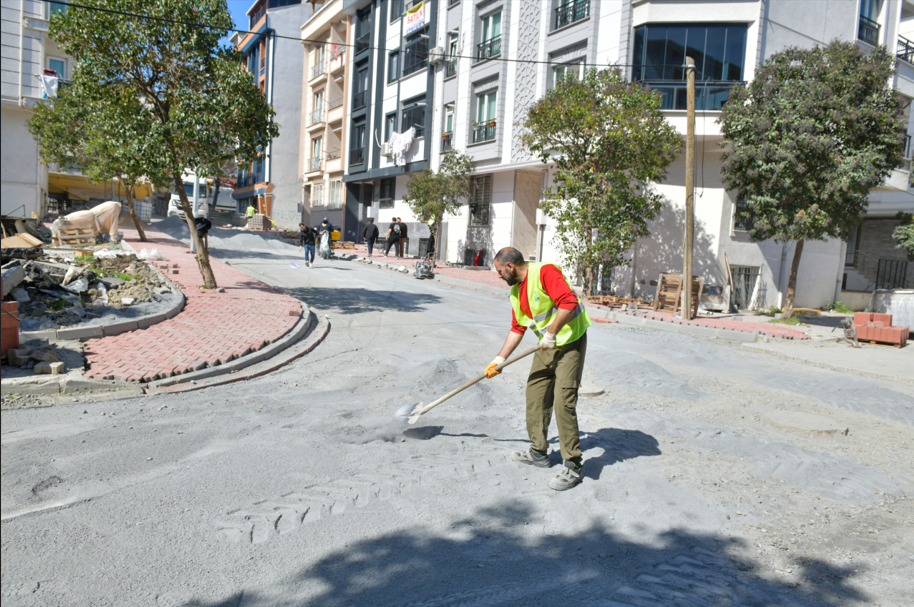 Esenyurt Belediyesi, 5 ayda 129 bin 298 metrekare parke yol yaptı