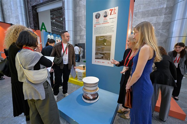 İzmir’de 7. Uluslararası Değişik Doğaltaş Tasarım Yarışması sonuçlandı