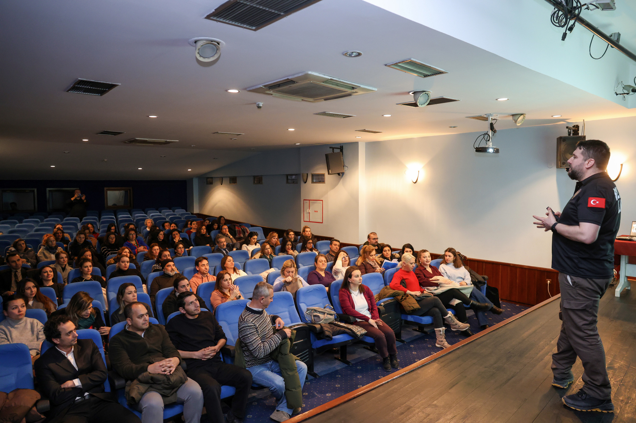 Eskişehir’de “En İyi Narkotik Polisi: Anne” isimli bir eğitim programı gerçekleştirildi