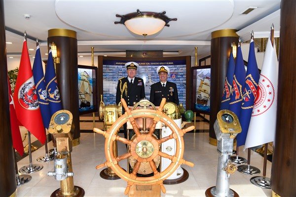 İngiltere Deniz Kuvvetleri Komutanı Key, Deniz Kuvvetleri Karargahını ziyaret etti