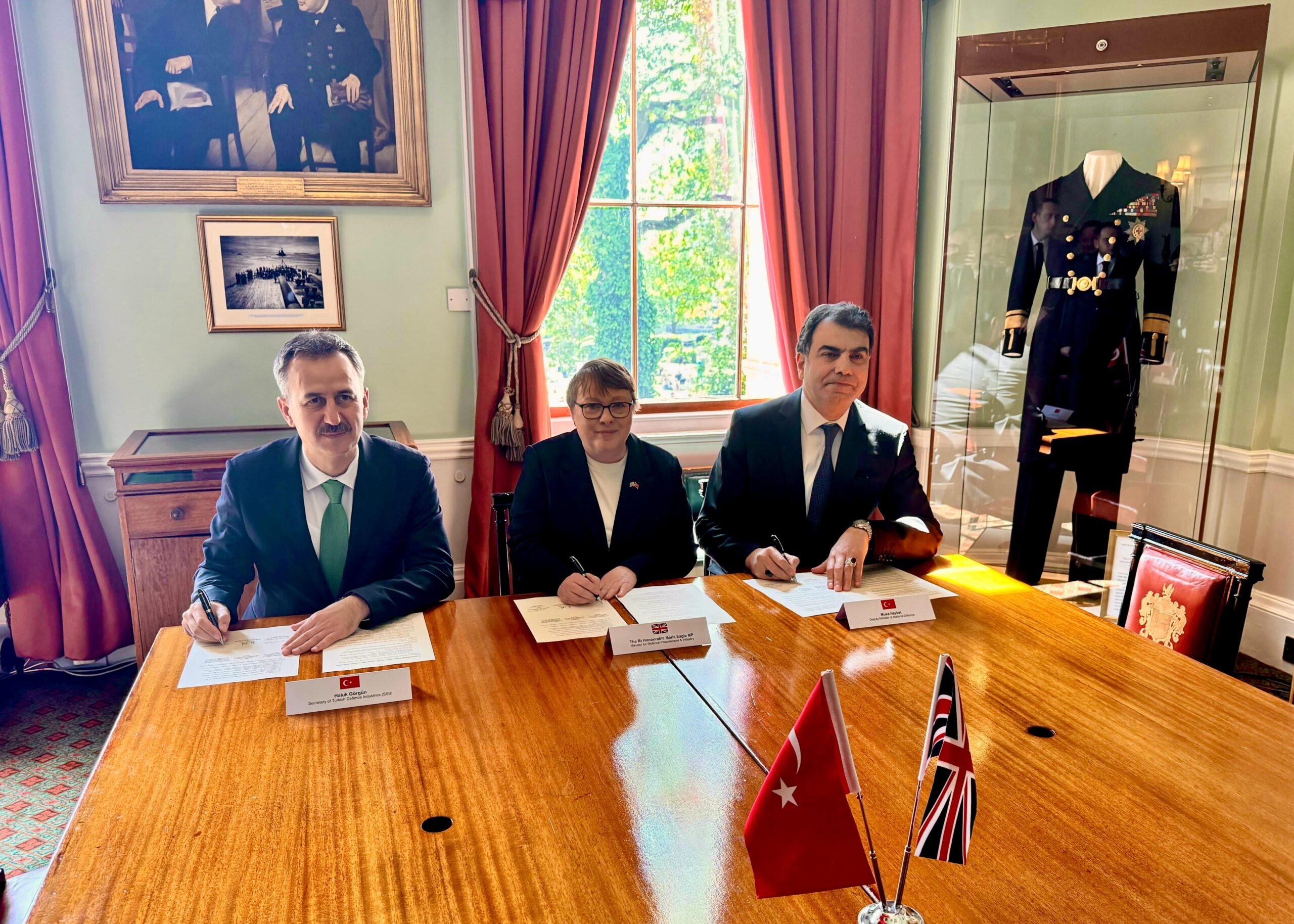 Görgün, Heybet ve Eagle,  TUDIC toplantısı kapsamında Londra’da bir araya geldi