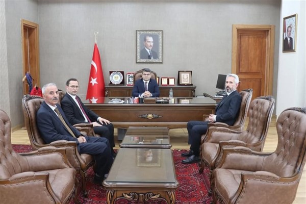 Diyarbakır İl Defterdarı İnceçayır’dan Çüngüş Kaymakamı Dolaş’a ziyaret