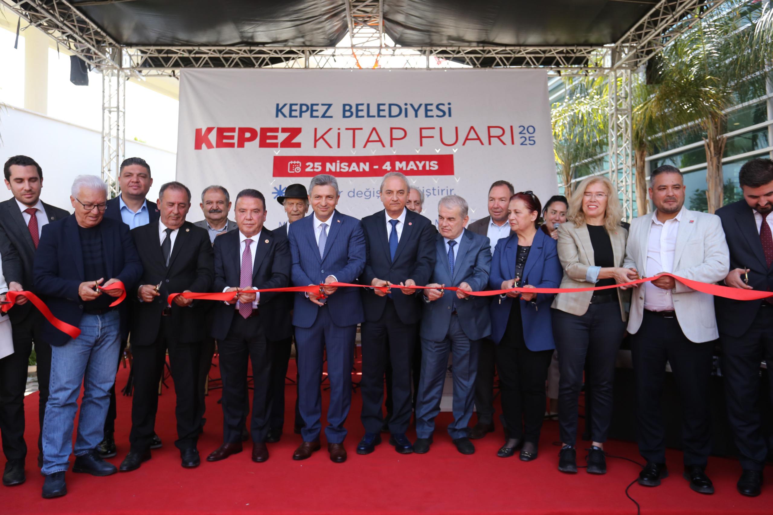Kepez Kitap Fuarı “Sayfalar Değişir, Değiştirir” temasıyla kapılarını açtı