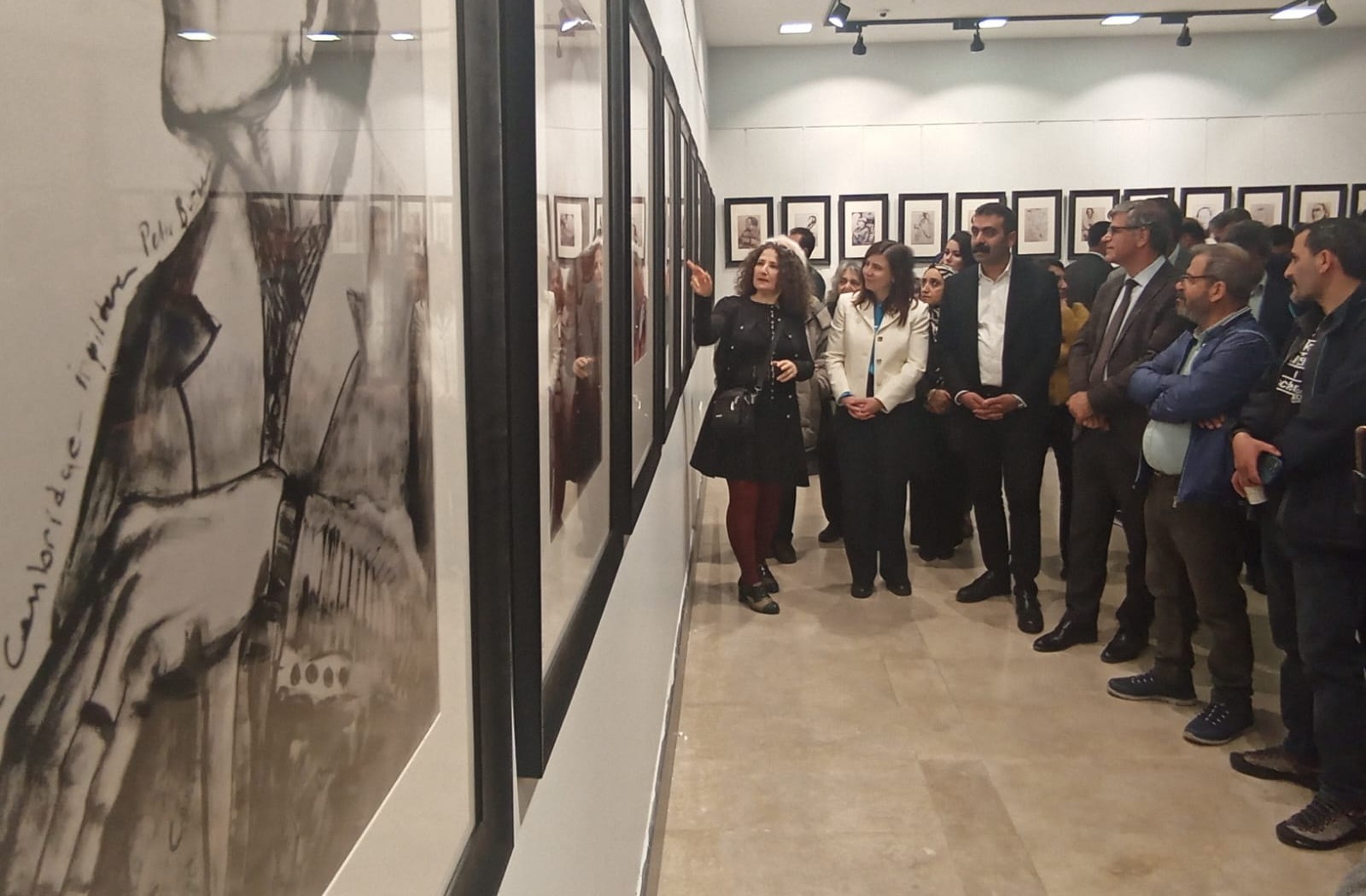 Diyarbakır’da “Felsefe’nin Yüzleri” sergisi açıldı