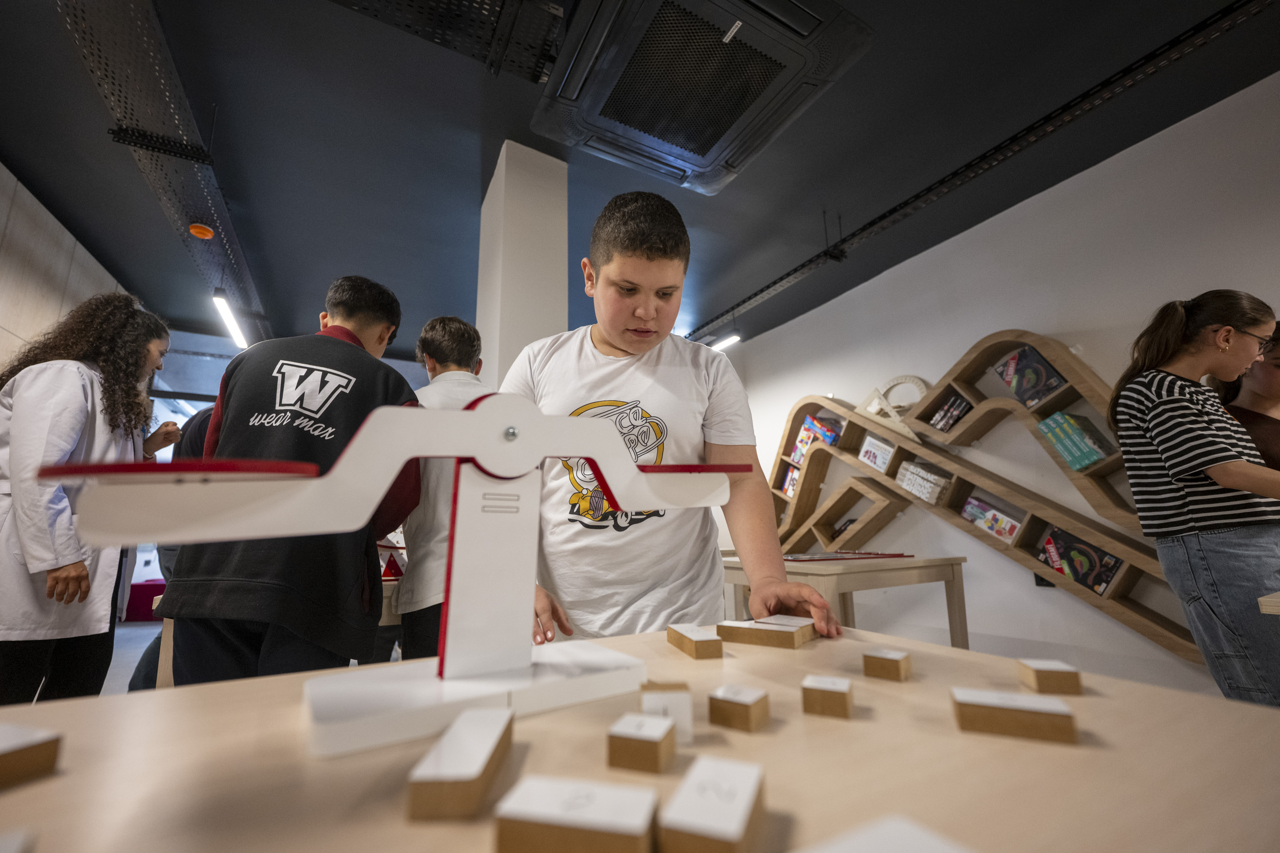 Aratos Matematik Evi, öğrencileri ağırlamaya devam ediyor