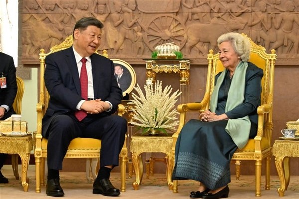 Cumhurbaşkanı Xi: Ana Kraliçe’nin Çin-Kamboçya dostluğuna katkıları büyük