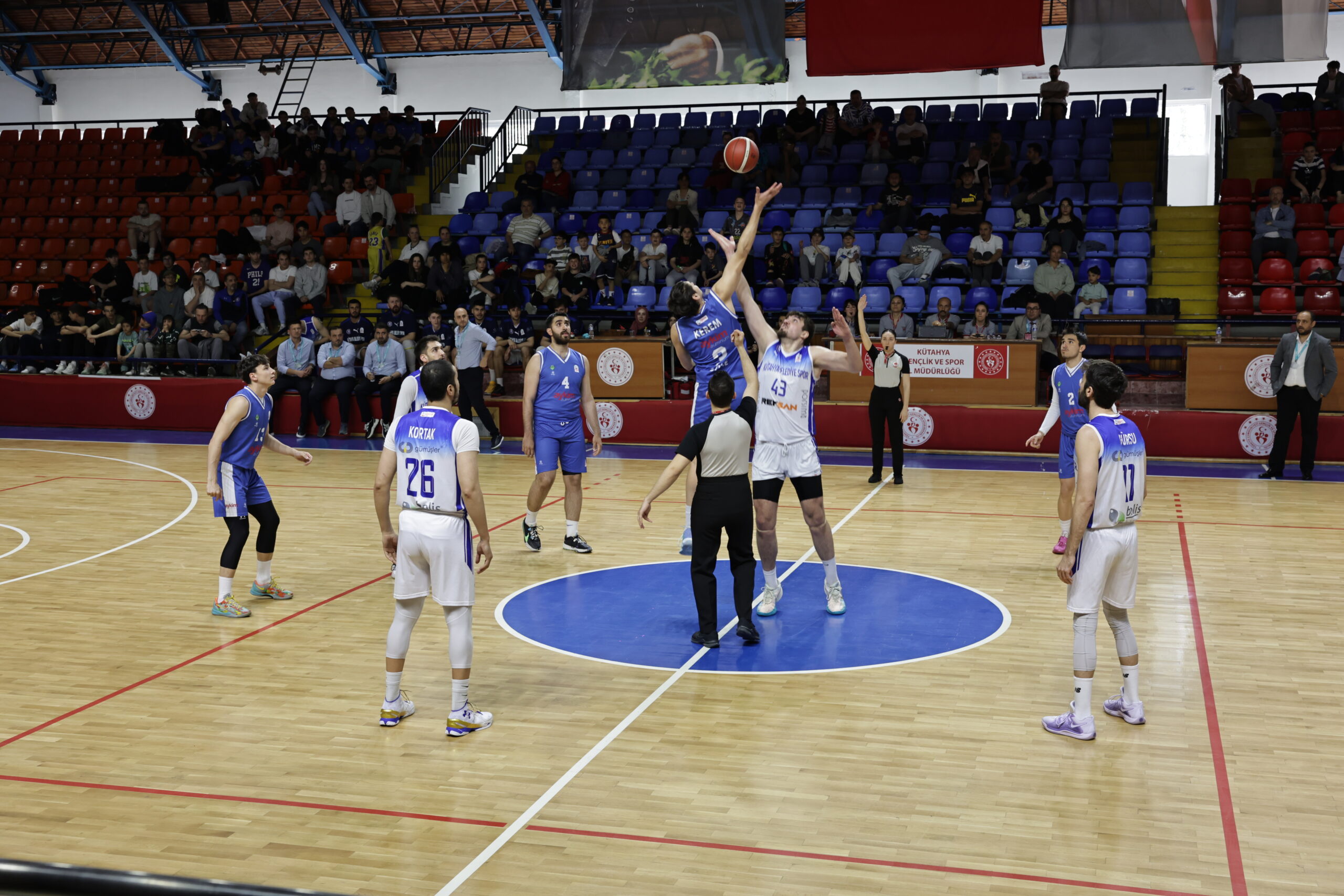 Kütahya Belediyespor, Aykim Söke Basket SK’yı mağlup etti
