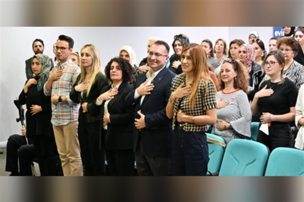 Gaziosmanpaşalı kadınlar kişisel gelişim seminerinde buluştu