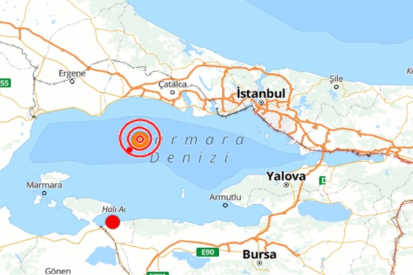 İstanbul’da deprem