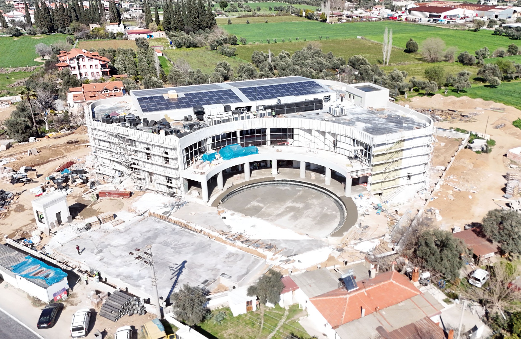 Milas’ın yeni Kültür ve Sanat Merkezinde çalışmalar devam ediyor