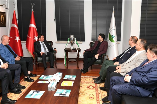 Bursaspor heyeti Osmangazi Belediyesi’nde