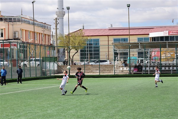 Karaman’da Küçükler Futbol Grup Müsabakaları tamamlandı