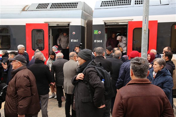 Turistik Tuz Ekspresi yolcu sayısı 4 bine ulaştı