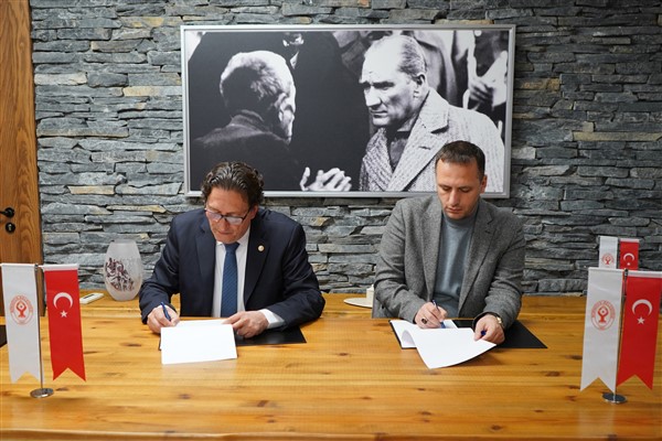 Bornova Belediyesi’nden çocuklara dijital kodlama eğitimi