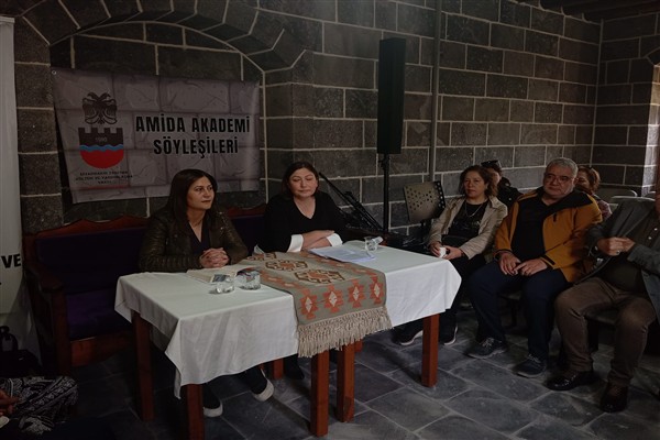 Diyarbakır’da “Bir Fırat Hikayesi” adlı kitabın tanıtım etkinliği gerçekleştirildi