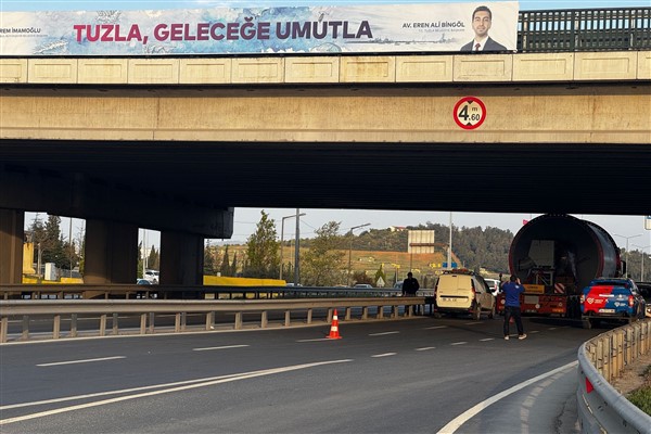 Tuzla D100 Ankara istikameti geçici olarak trafiğe kapatılacak