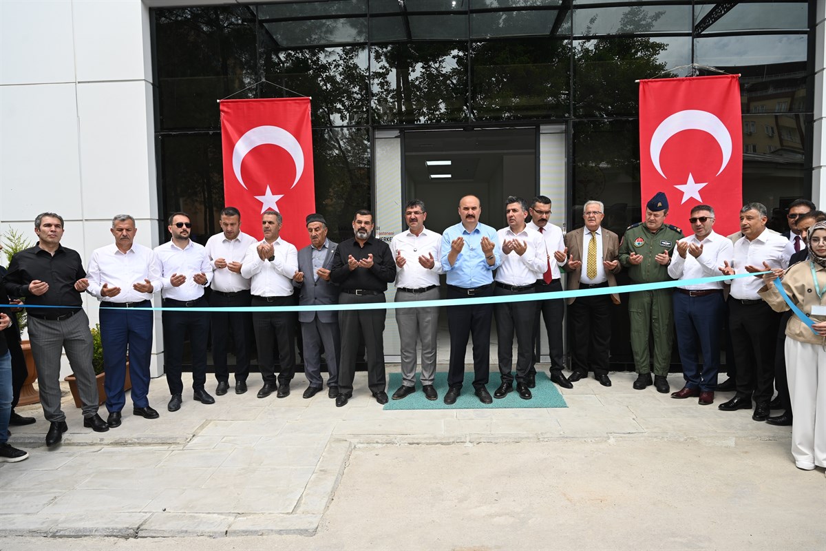 Onkoloji Tanı ve Tedavi Merkezi hizmete açıldı