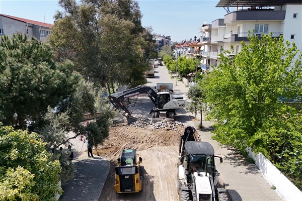 Aydın’da yol yapım ve yenileme çalışmaları devam ediyor