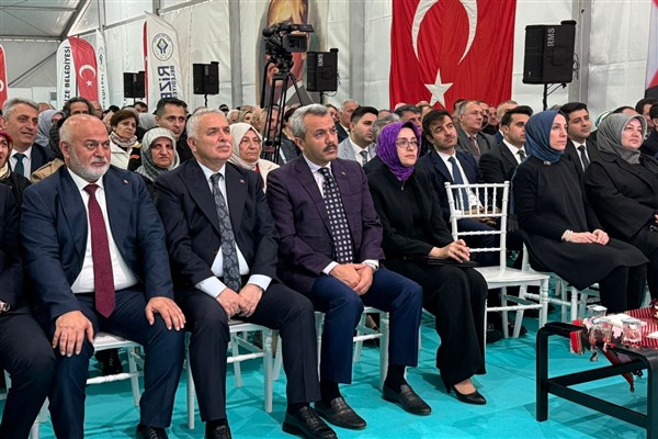 Rize’de ikincisi düzenlenen Kitap Fuarı bugün açıldı