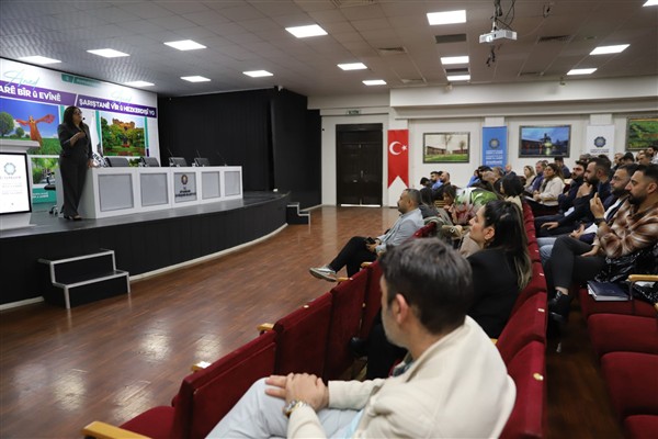 Diyarbakır Büyükşehir Belediyesi personeline eğitim verildi