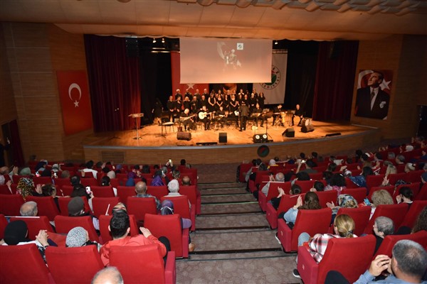 Tayfun Aygün THM Korosu’ndan 23 Nisan’a özel konser