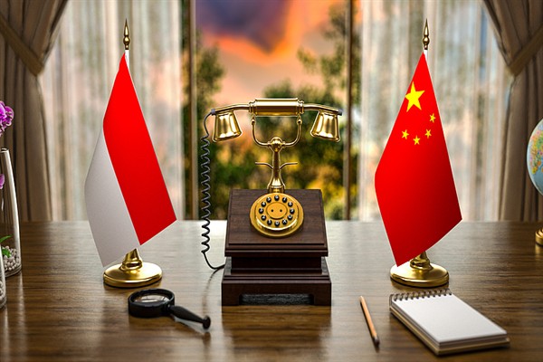 Çin ve Endonezya liderleri ilişkilerinin 75. yılını kutladı