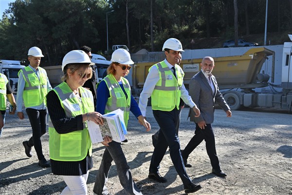 Başkan Zeyrek: Çok sevdiğimiz Manisa’ya katkı sunmaya devam edeceğiz