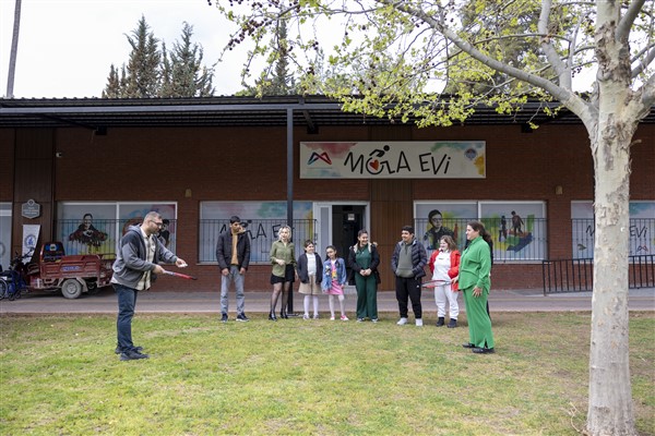 Özel çocuklar, Mersin Mola Evleriyle sosyalleşiyor