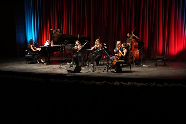 Eskişehir’de caz konseri verildi