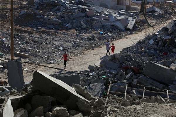 UNRWA: Gazze’de 300’e yakın UNRWA personeli hayatını kaybetti