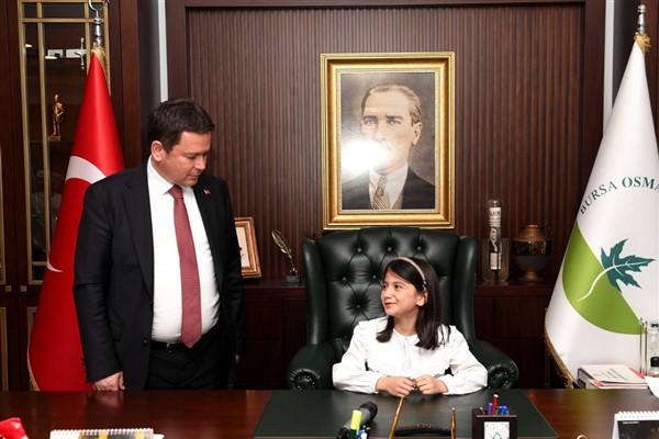 Osmangazi’de geleceğin başkanları koltuğa oturdu