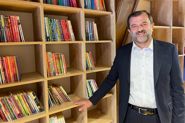 Gürsu’da kitap bağışı kampanyasına 10 bin kitap bağışlandı