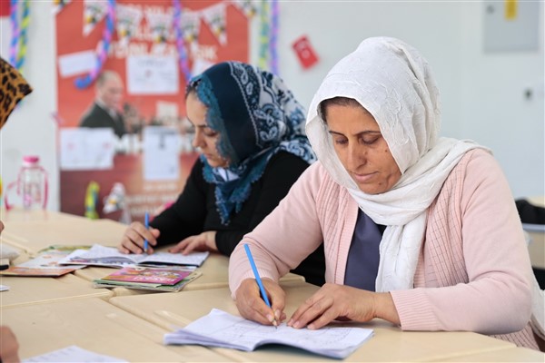 Konak’ta okuma-yazma seferberliği başladı