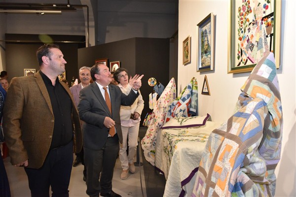 Dokumapark Modern Sanatlar Galerisi’nde karma sergi açıldı