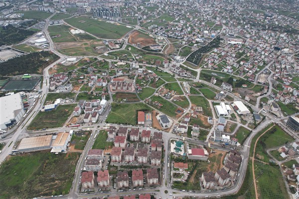 Çayırova’da hayata geçirilen Dijital İkiz Projesi, uluslararası konferansta tanıtıldı