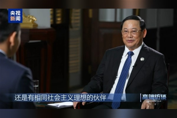 Laos Başbakanı Siphandone’den Laos-Çin dostluğuna övgü