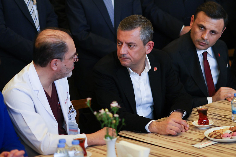 CHP Genel Başkanı Özel: Türkiye’nin kalbi, hep barışı savunmuş bir kalple birlikte atıyor