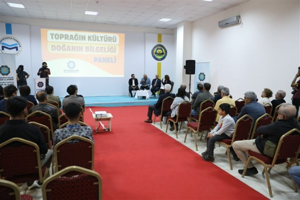 ‘Toprağın kültürü, doğanın bilgeliği’ paneli düzenlendi