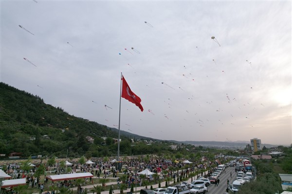 Osmaniye’de “Çocuk ve Uçurtma Şenliği” yapıldı
