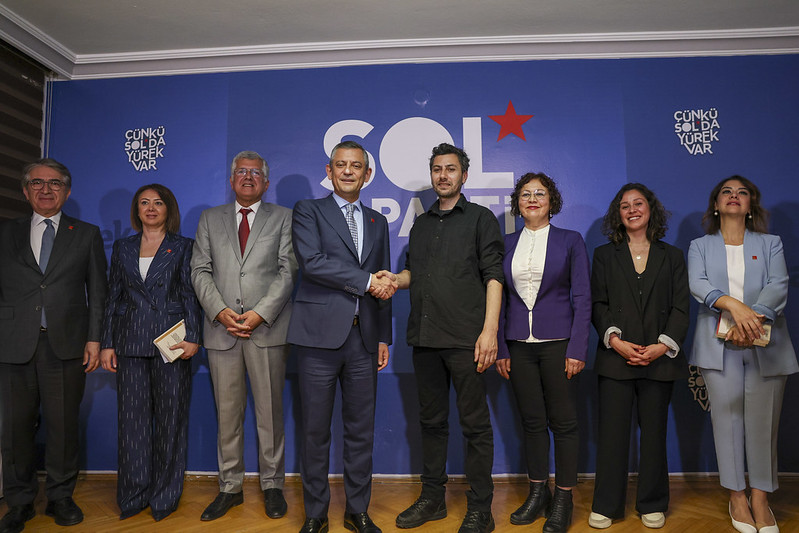 CHP Genel Başkanı Özel’den SOL Parti Genel Başkanı İşleyen’e ziyaret