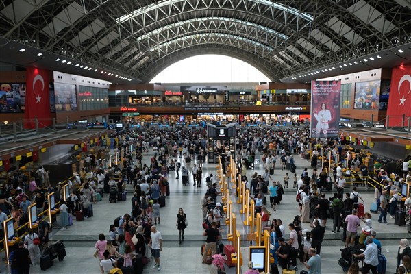 Sabiha Gökçen Havalimanı’nda rekor bayramı