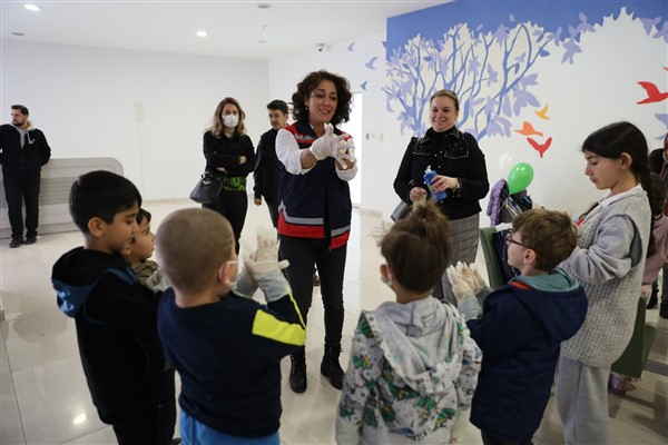 Büyükşehirden onkoloji hastalarına moral